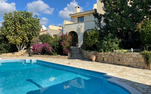 3-Bedroom Villa with Pool - Pool View
